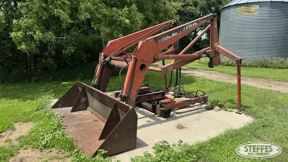 Farmhand F235 Tractor Loaders and Attachment