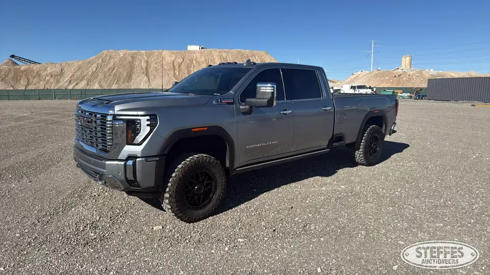 2024 GMC 3500 Denali HD 1 Ton Pickup