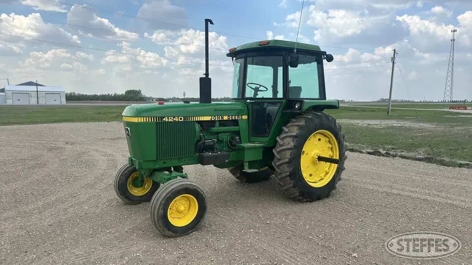 1973 John Deere 4230 2WD Tractor