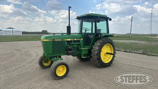 1973 John Deere 4230