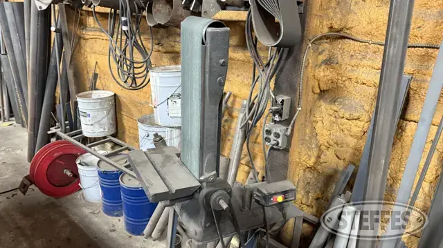 Belt sander