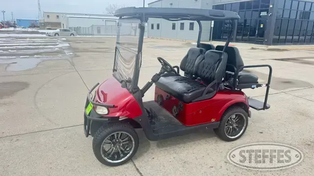 2010 E-Z-GO RXV-CRB