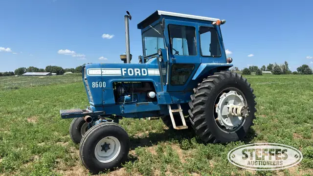 1976 Ford 8600