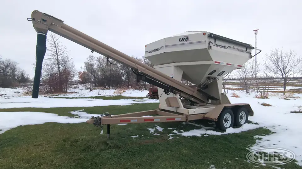 Unverferth 2750 Seedrunner Bulk Seed Tender Trailer