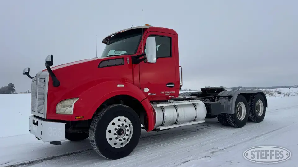 2017 Kenworth T880 Conventional Truck without Sleeper