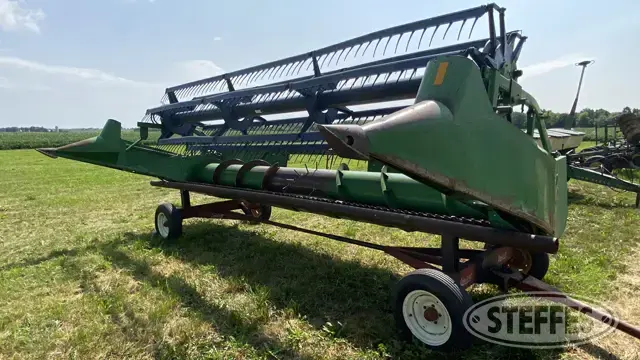 John Deere 920