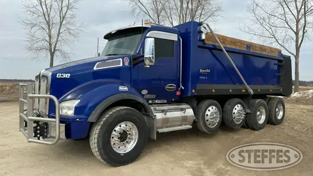 2017 Kenworth T880