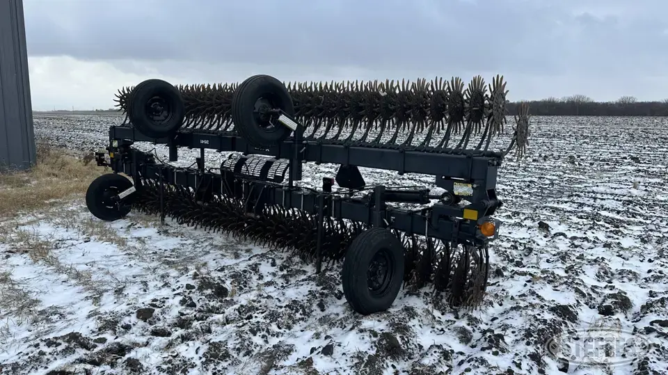 2018 Yetter 3541 Rotary Hoe