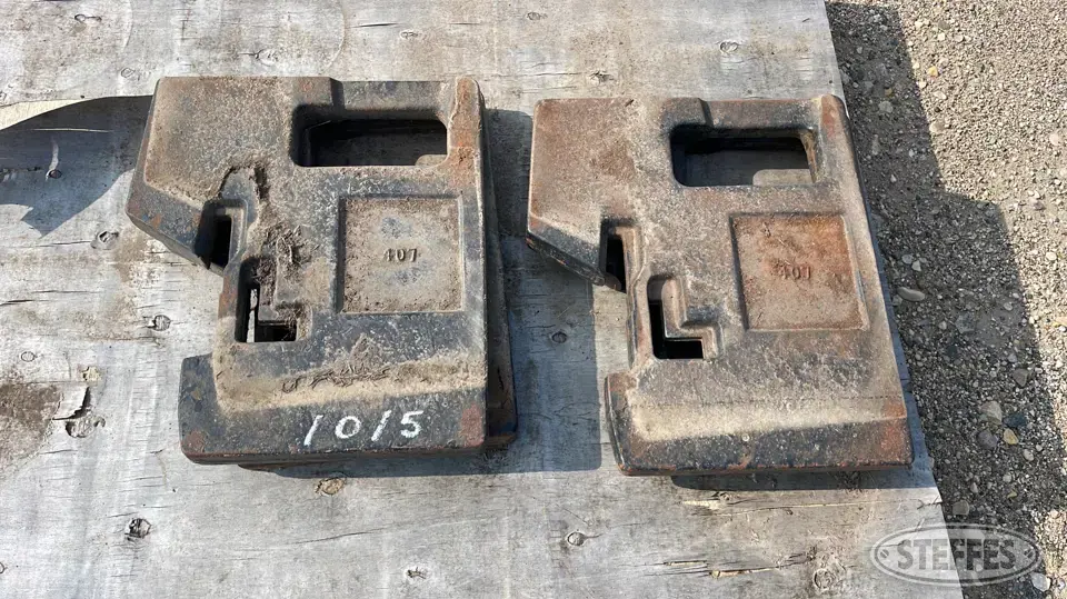 (4) International suitcase weights Ag Equipment Part