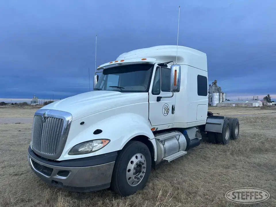 2013 International ProStar Conventional Truck with Sleeper