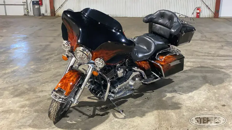 2002 Harley Davidson FLH JPI Electra Glide Motorcycles and Scooter