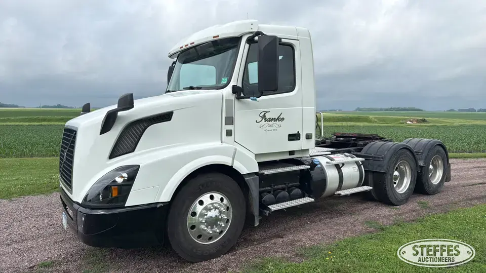 2017 Volvo VNL Conventional Truck without Sleeper