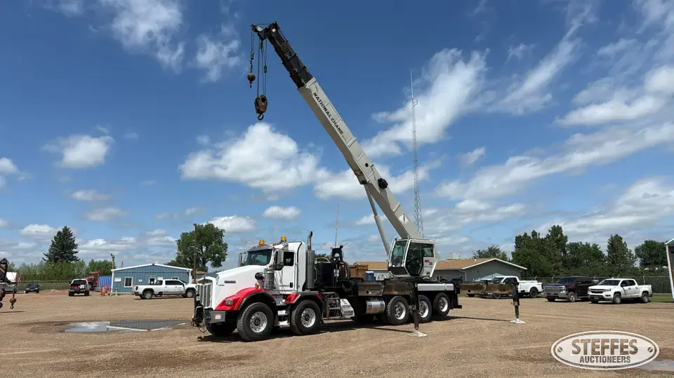National NBT36 on 2015 Kenworth T800 Boom Truck