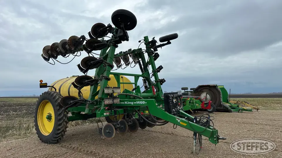 2012 Farm King 1460 Liquid Side Dresser