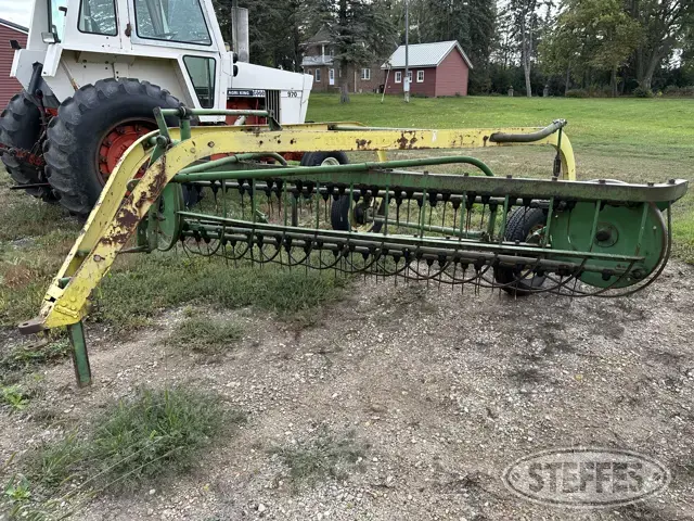 John Deere 896A