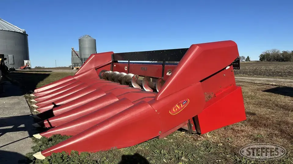 Case IH 1063 Corn Head
