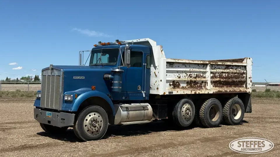 1994 Kenworth W900B Dump Truck