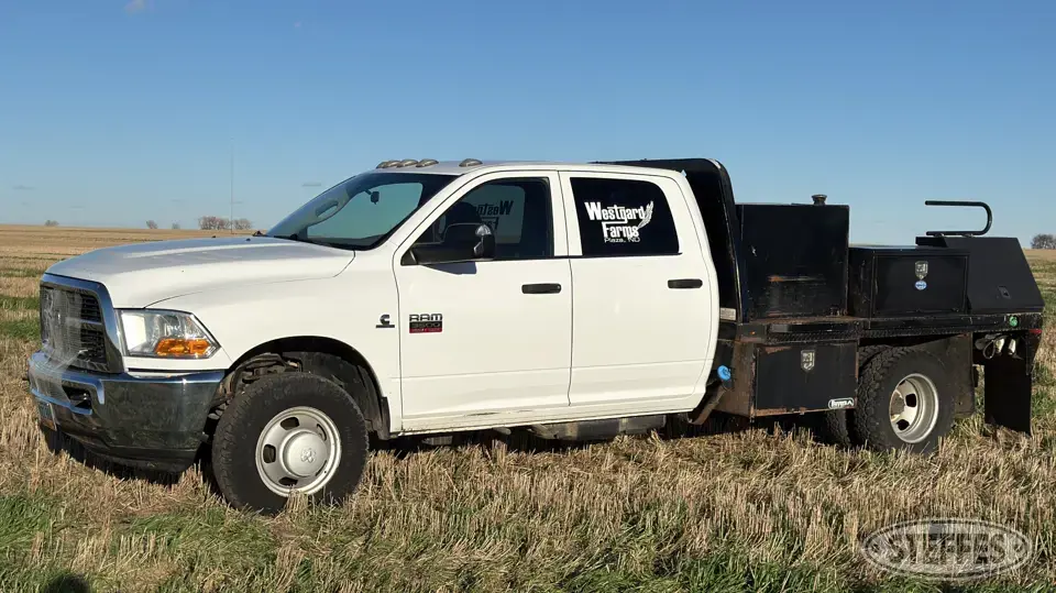 2012 Ram 3500HD Flatbed Truck