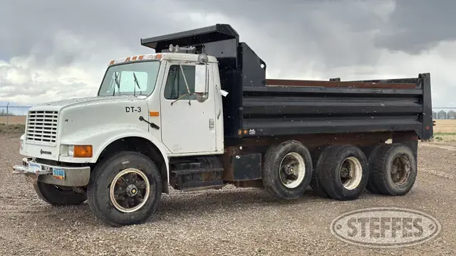 1990 International 4900