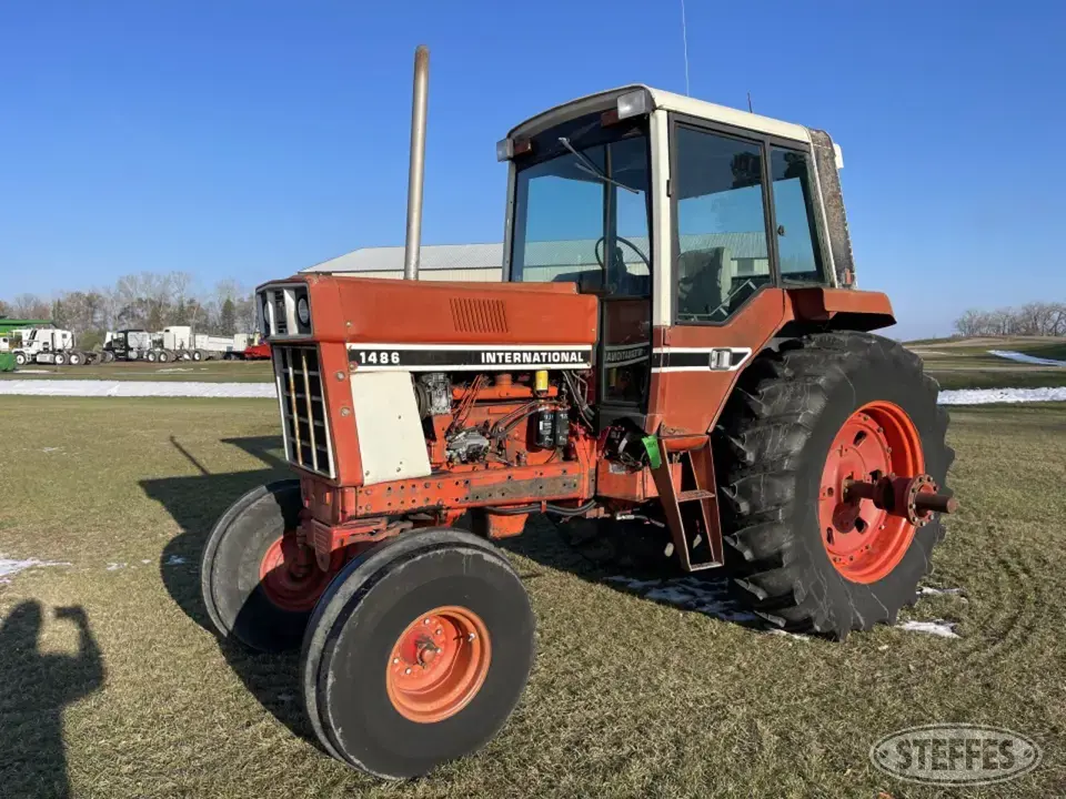 1976 International 1486 2WD Tractor