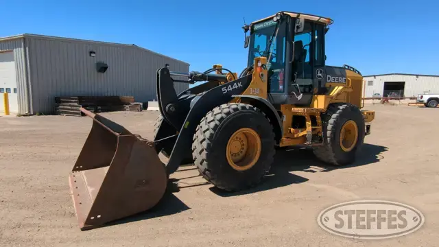 2011 Deere 544K