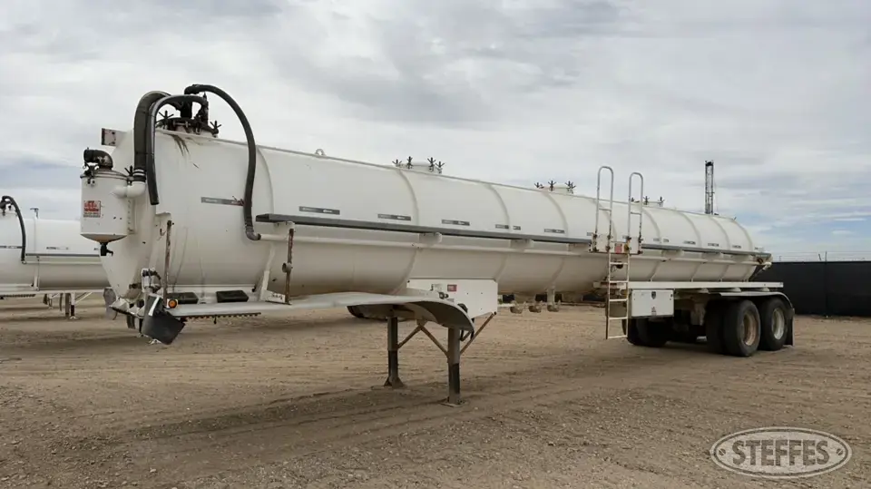 2012 CT Fabrication VR150 Tank Trailer