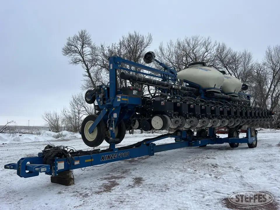 2013 Kinze 3600 12 or More Row Planter
