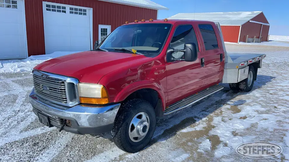 1999 Ford F-350 Super Duty XLT 1 Ton Pickup