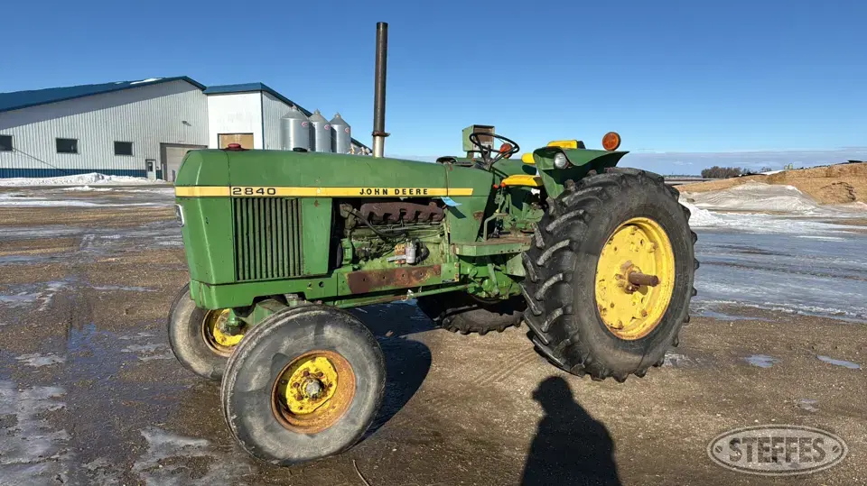 1979 John Deere 2840 2WD Tractor