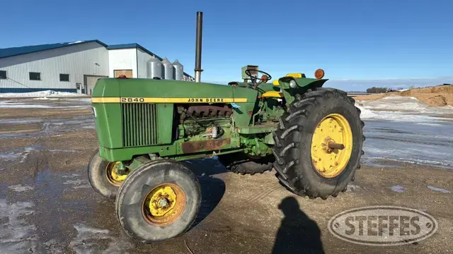 1979 John Deere 2840