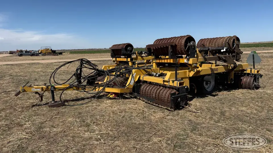 Landoll UM40 Rolling Packer