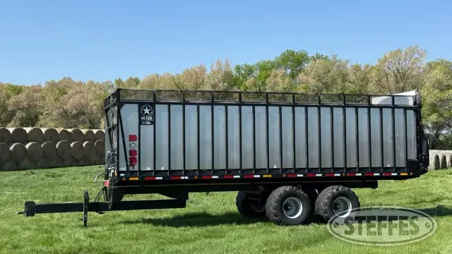 2015 Meyer 9130RT