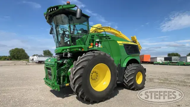 2022 John Deere 9900
