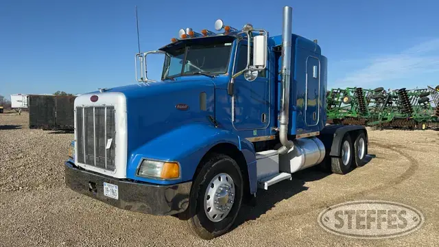 2005 Peterbilt 385