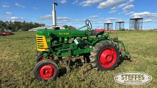 1957 Oliver Super 44