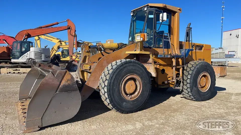1987 Komatsu WA400-1 Wheel Loader