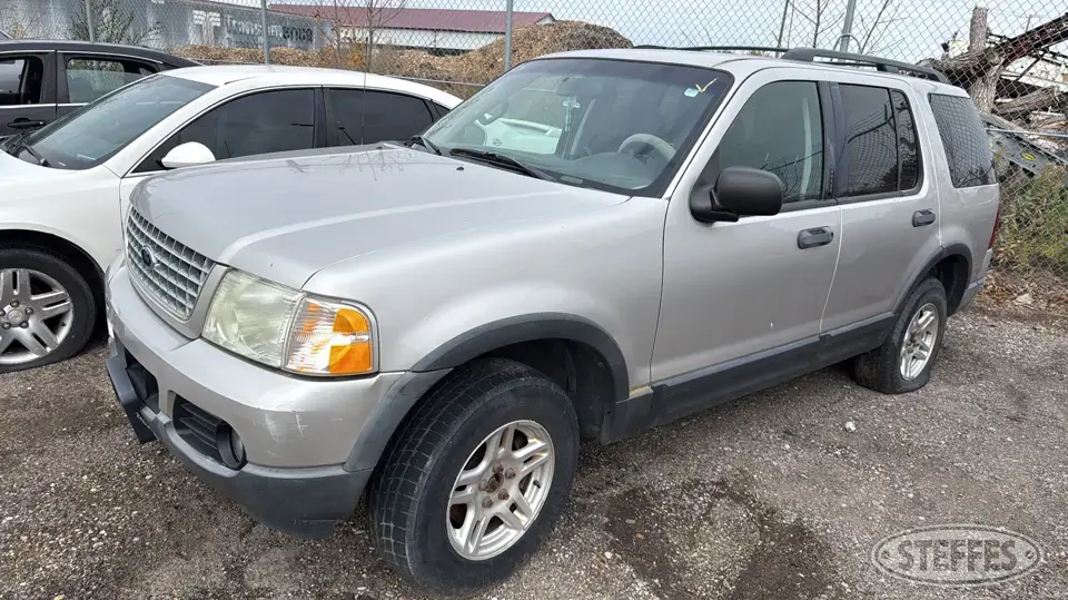 2003 Ford Explorer XLT SUV
