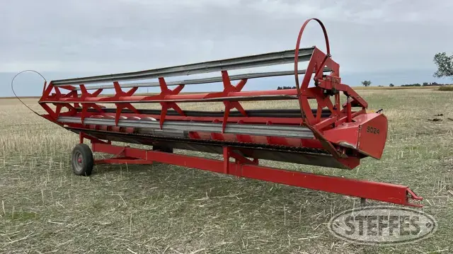 Massey Ferguson 9024