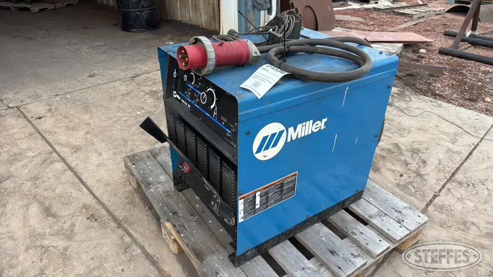 Miller Gold Star 302 Welding