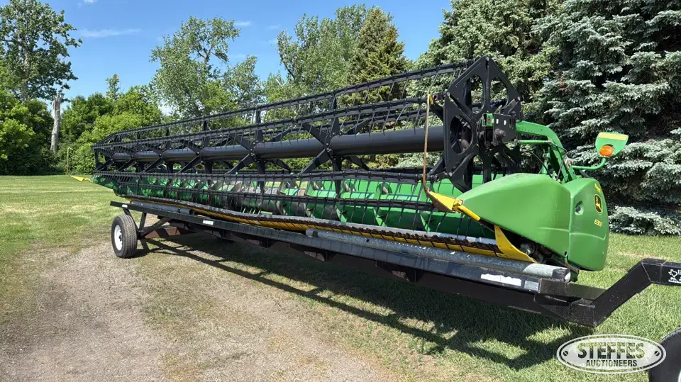 2005 John Deere 630F Flex Head