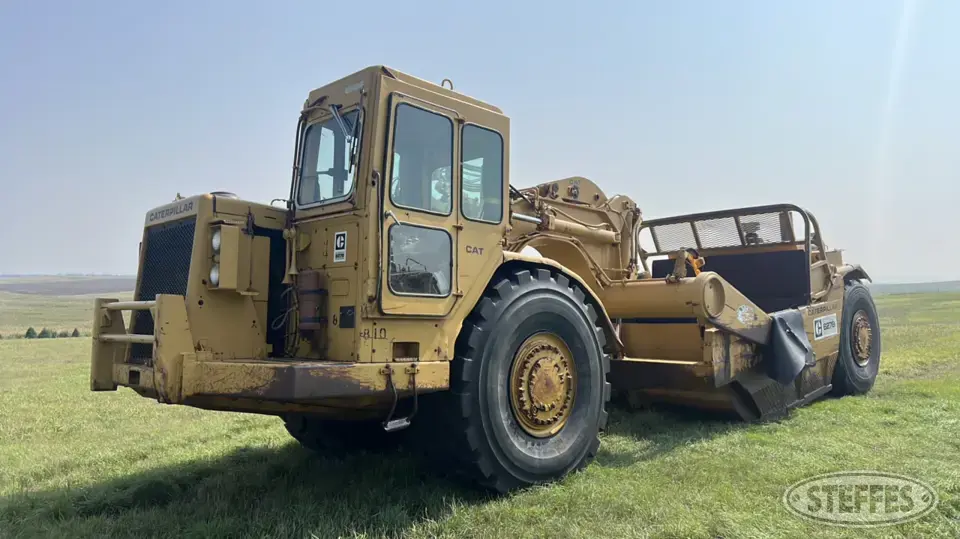 1974 CAT 627B Motor Scraper