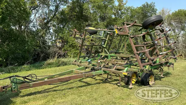 John Deere 960