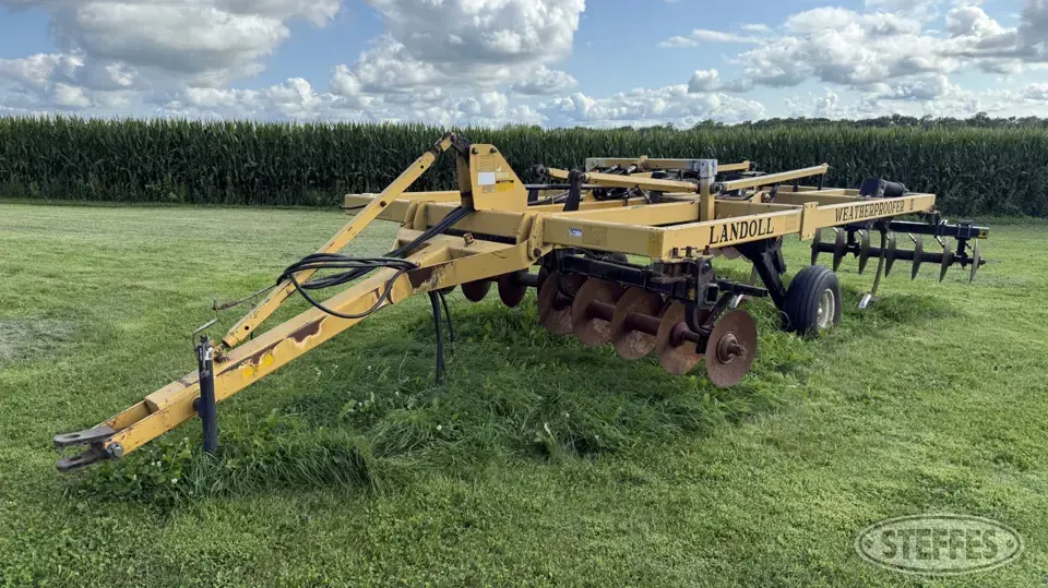 Landoll 2200 Ripper