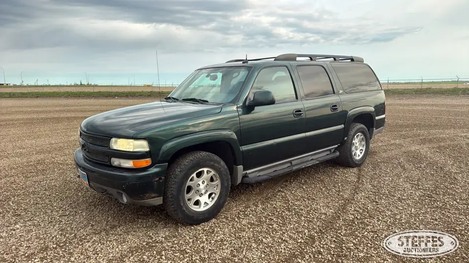 2004 Chevrolet Suburban SUV