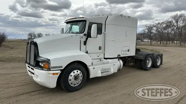 1996 Kenworth T600