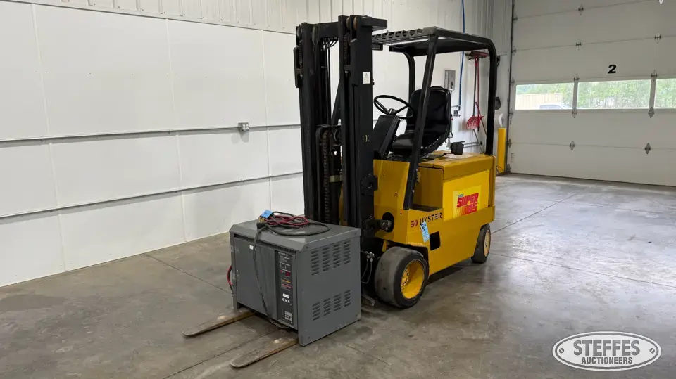 Hyster 50 Warehouse Forklift