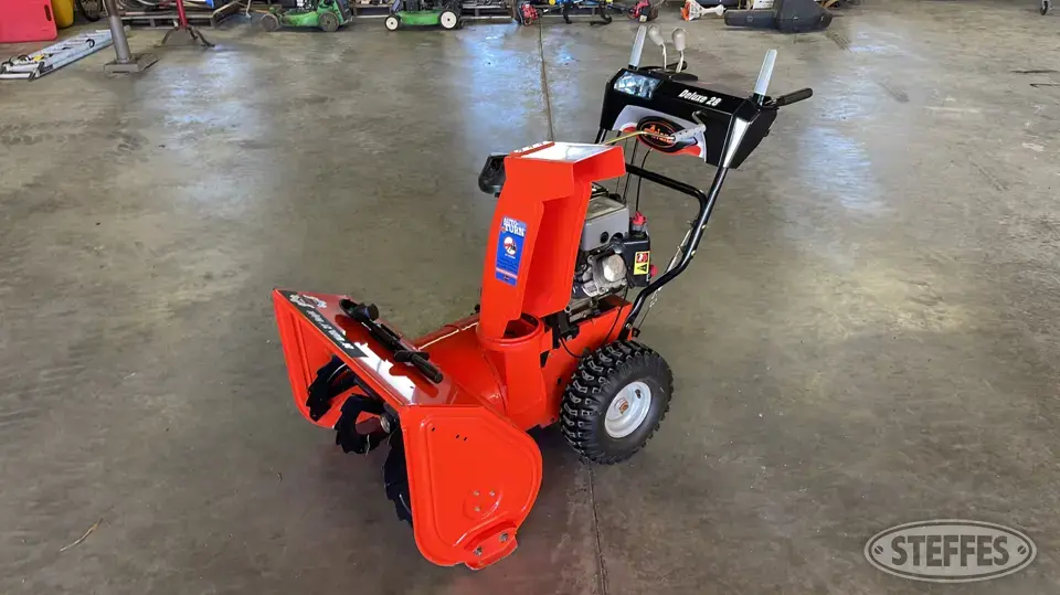 Ariens Deluxe 28 Self-Propelled Snowblower