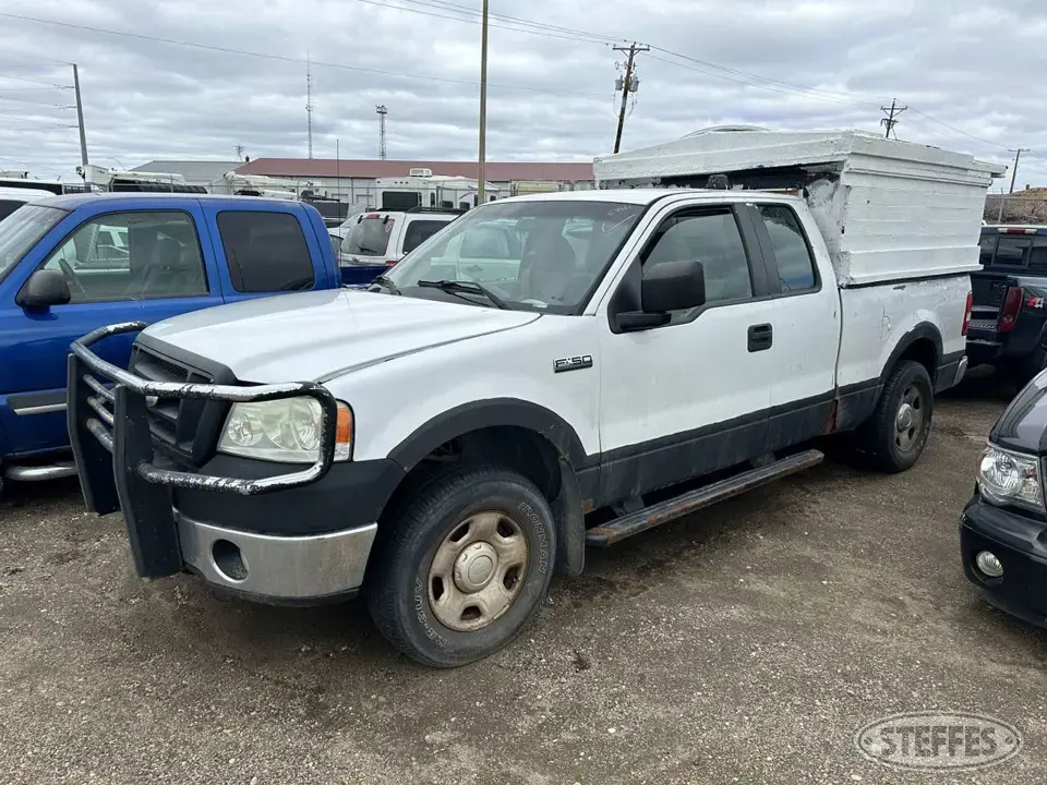 2008 Ford F150 XL Half Ton Pickup