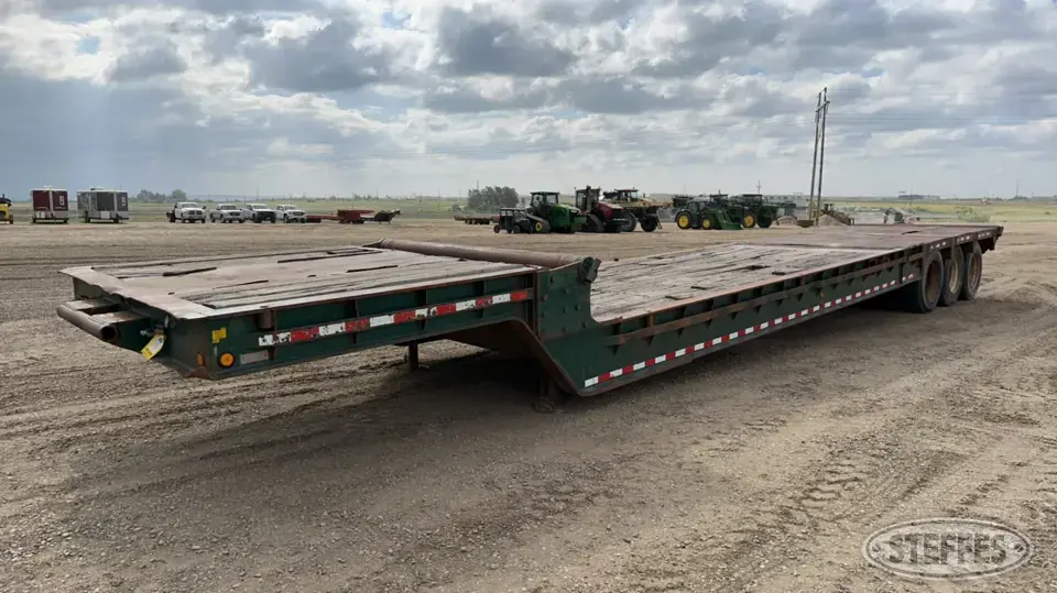 1979 Fruehauf Step Deck Trailer