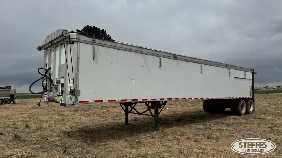 2004 Trail King Red River Series LD2-4278-47 Live Bottom Trailer